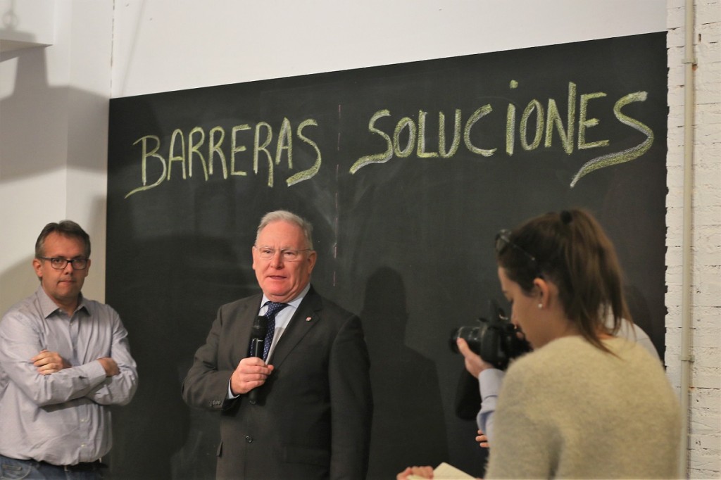 El presidente de SALUD MENTAL ESPAÑA en la presentación de Diversamente